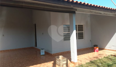 Casa à venda com 3 quartos em Vila Apolo, Itapetininga, SP