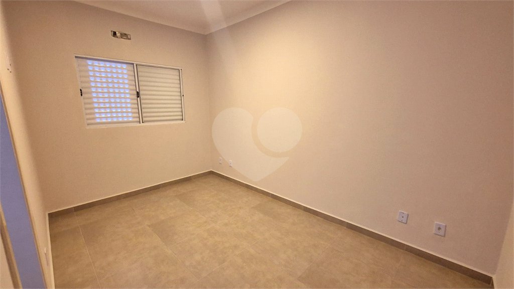 Casa à venda com 3 quartos, sendo 1 suíte,  no condomínio Horto Florestal Villagio, Sorocaba - SP