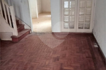 Sobrado à venda com 3 quartos em Vila Mariana, São Paulo, SP