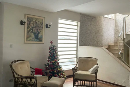 Sobrado à venda com 5 quartos, sendo 2 suítes,  em Vila Cordeiro, São Paulo, SP