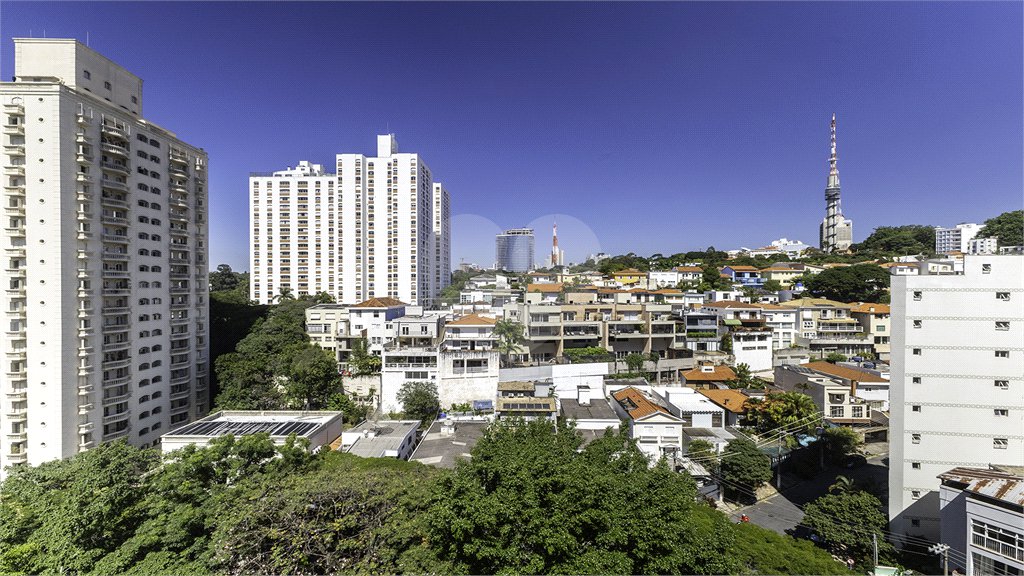 Apartamento à venda com 4 quartos, sendo 3 suítes, em Perdizes, São Paulo, SP