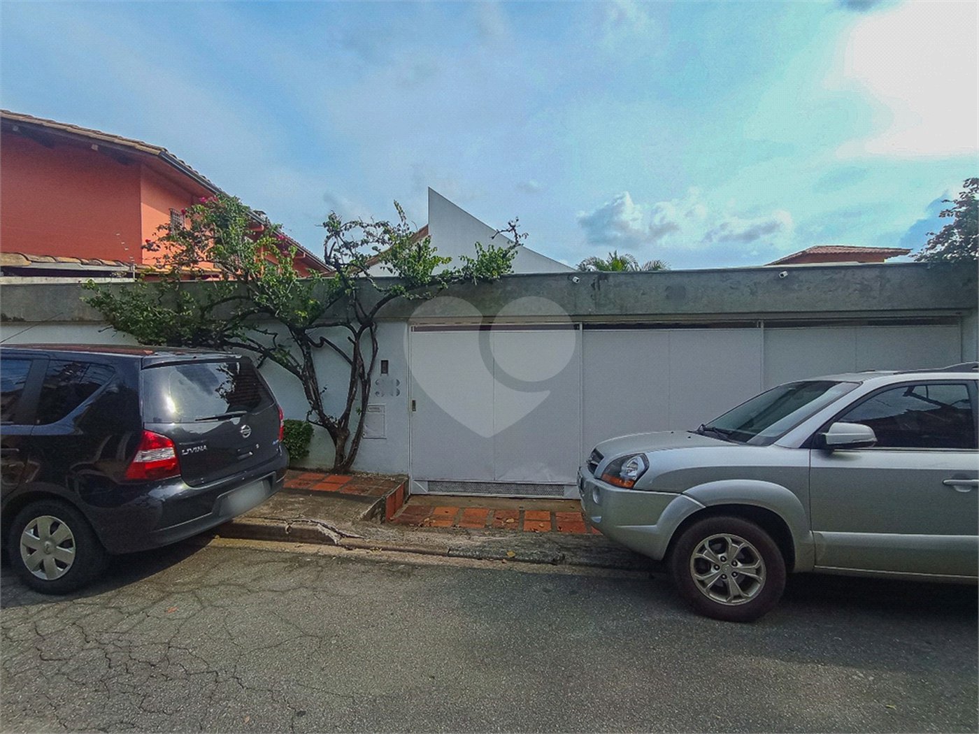 Casa à venda com 4 quartos, sendo 3 suítes, em Jardim Panorama, São Paulo, SP