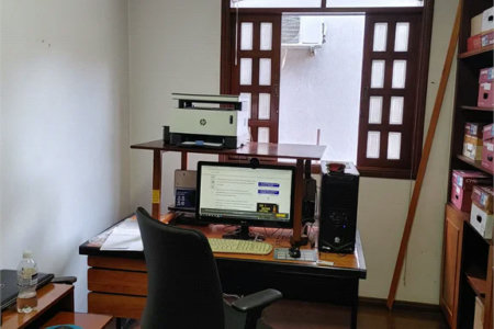 Casa à venda com 4 quartos, sendo 2 suítes, em Parque dos Príncipes, São Paulo, SP