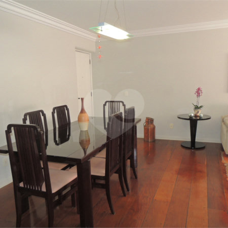Apartamento à venda com 3 quartos, sendo 1 suíte, em Santo Amaro, São Paulo, SP