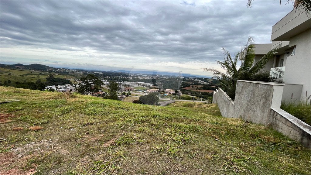 Terreno à venda no condomínio Residencial Campo de Toscana, Vinhedo - SP