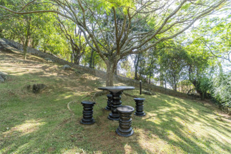 Casa à venda com 5 suítes no condomínio Vale da Santa Fé, Vinhedo - SP