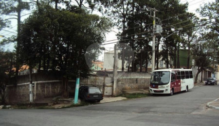 Terreno à venda em Jardim Mitsutani, São Paulo, SP