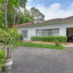 Casa Térrea à venda ou para alugar com 5 quartos, sendo 2 suítes, em Granja Julieta, São Paulo, SP