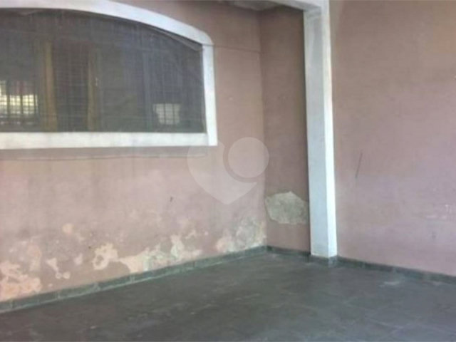 Sobrado à venda com 3 quartos, sendo 1 suíte,  em Butantã, São Paulo, SP