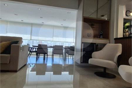 Apartamento à venda com 3 suítes em Santa Teresinha, São Paulo, SP