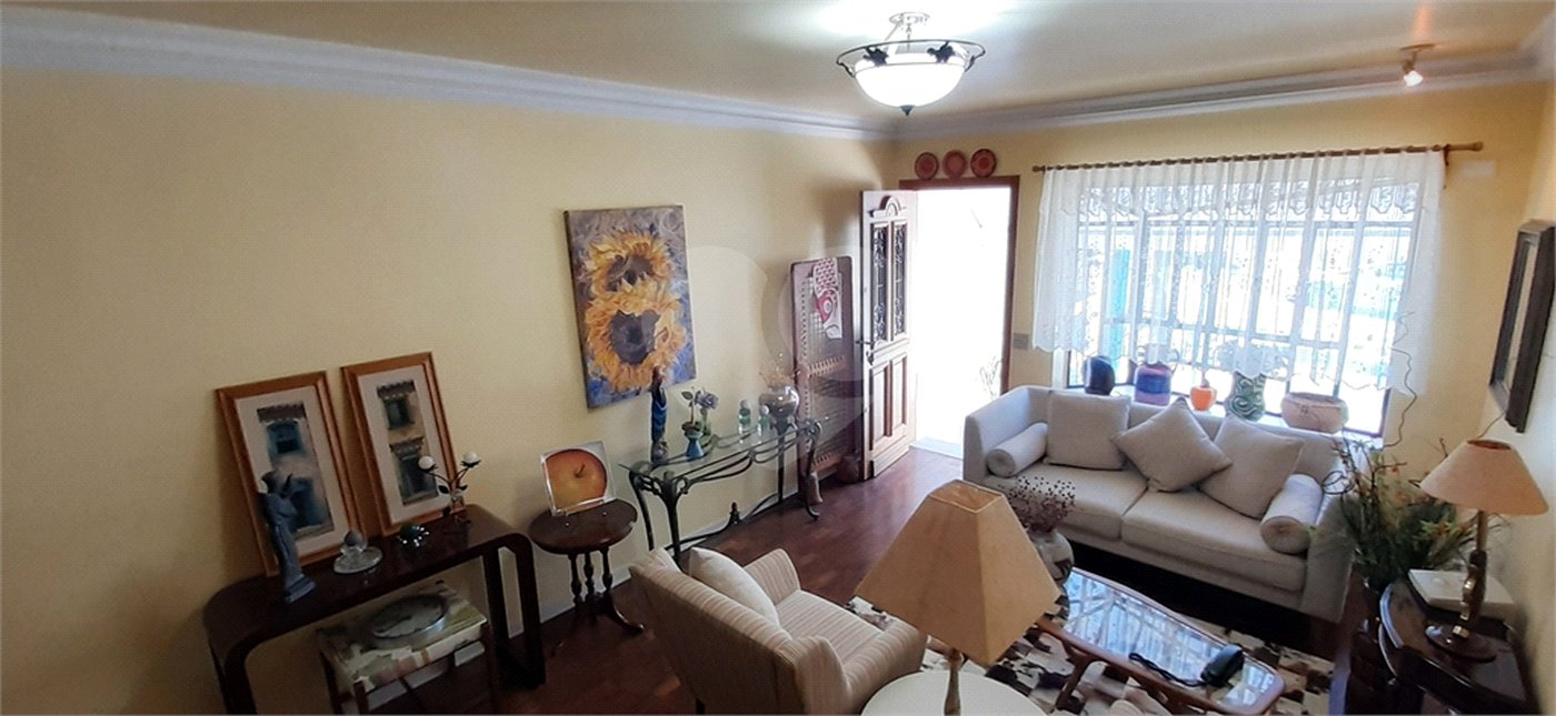 Casa à venda com 3 quartos, sendo 1 suíte,  em Planalto Paulista, São Paulo, SP