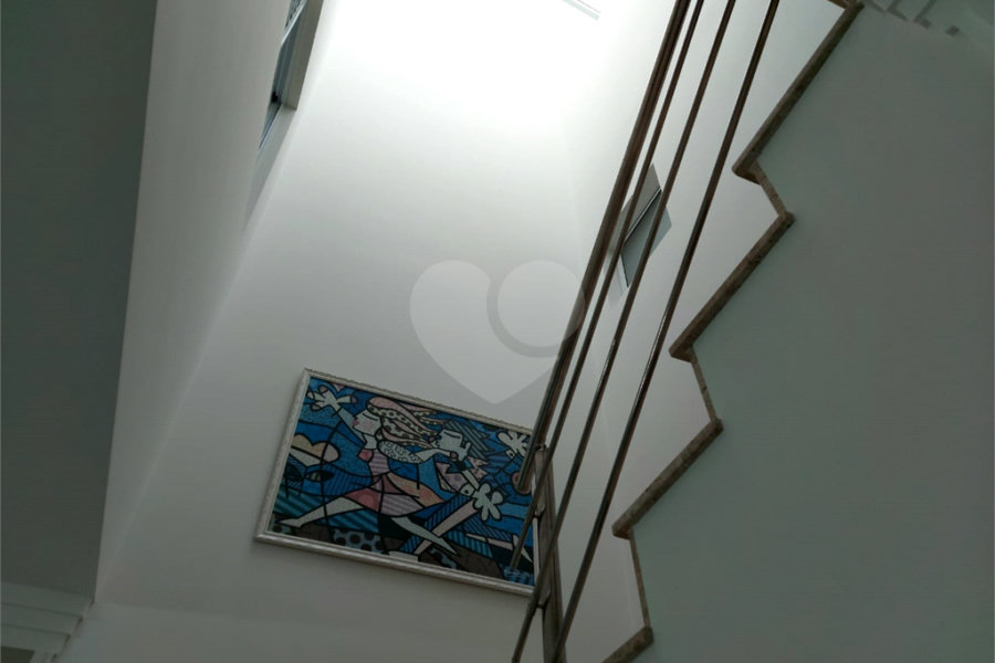 Casa à venda com 3 suítes no condomínio Residencial Gaya, São Paulo - SP
