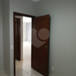 Casa de Vila à venda com 3 quartos, sendo 1 suíte, em Jardim Wanel Ville V, Sorocaba, SP