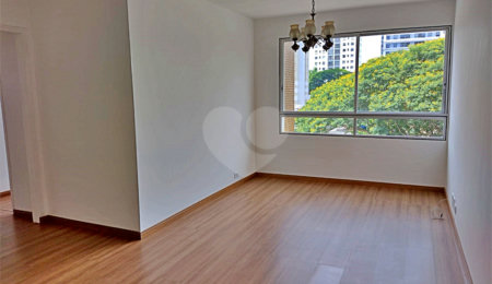 Apartamento à venda com 4 quartos, sendo 1 suíte,  em Santo Amaro, São Paulo, SP