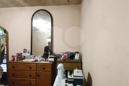 Casa à venda com 4 quartos em Chora Menino, São Paulo, SP