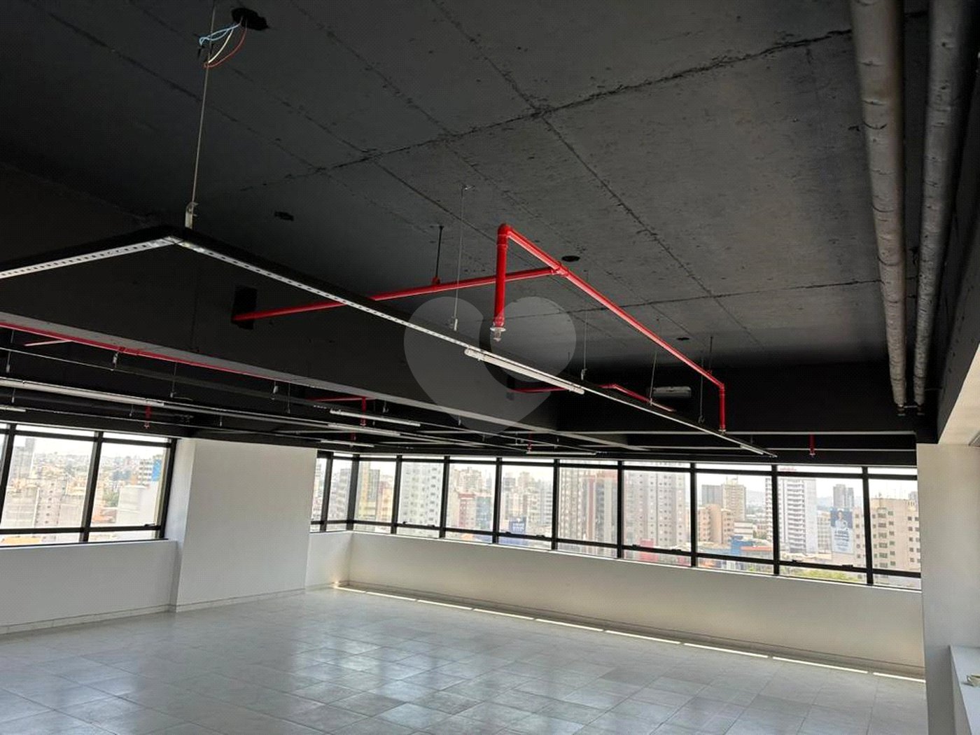 Sala à venda no Centro, Santo André, SP