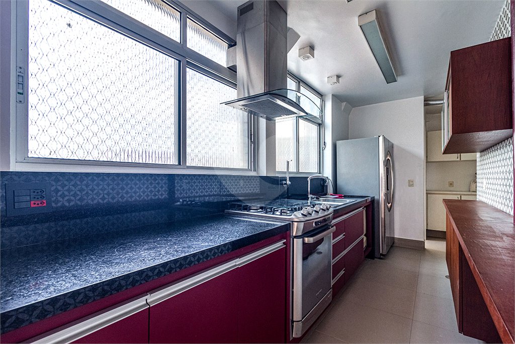 Cobertura à venda ou para alugar com 3 quartos, sendo 2 suítes, em Pinheiros, São Paulo, SP
