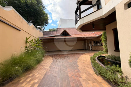Sobrado à venda ou para alugar com 5 quartos, sendo 1 suíte, em Jardim Eltonville, Sorocaba, SP