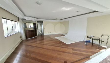 Casa à venda com 4 suítes em Santana, São Paulo, SP