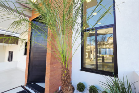 Casa à venda com 3 quartos, sendo 1 suíte, no condomínio Horto Florestal Villagio, Sorocaba - SP