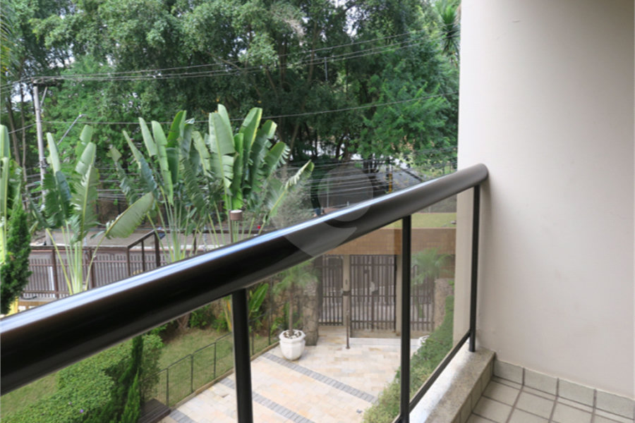 Apartamento à venda com 3 suítes em Morumbi, São Paulo, SP