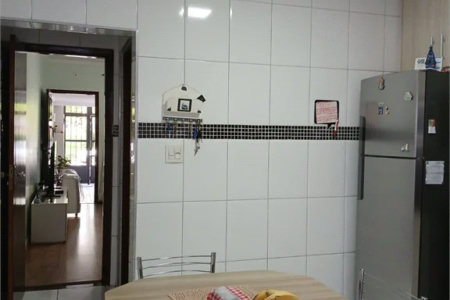 Sobrado à venda com 3 quartos, sendo 1 suíte, em Jardim Humaitá, São Paulo, SP