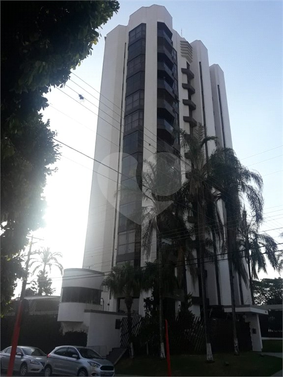 Vendo Excelente apartamento no Centro de São Carlos SP