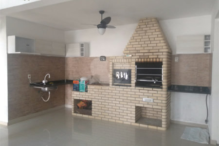 Casa à venda com 4 quartos, sendo 3 suítes, no condomínio Ibiti Royal Park, Sorocaba - SP