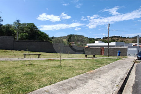 Casa Térrea à venda com 3 suítes em Boa Vista, Atibaia, SP