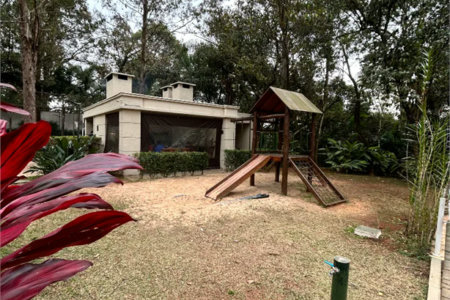 Apartamento à venda com 3 quartos, sendo 1 suíte,  em Vila Andrade, São Paulo, SP