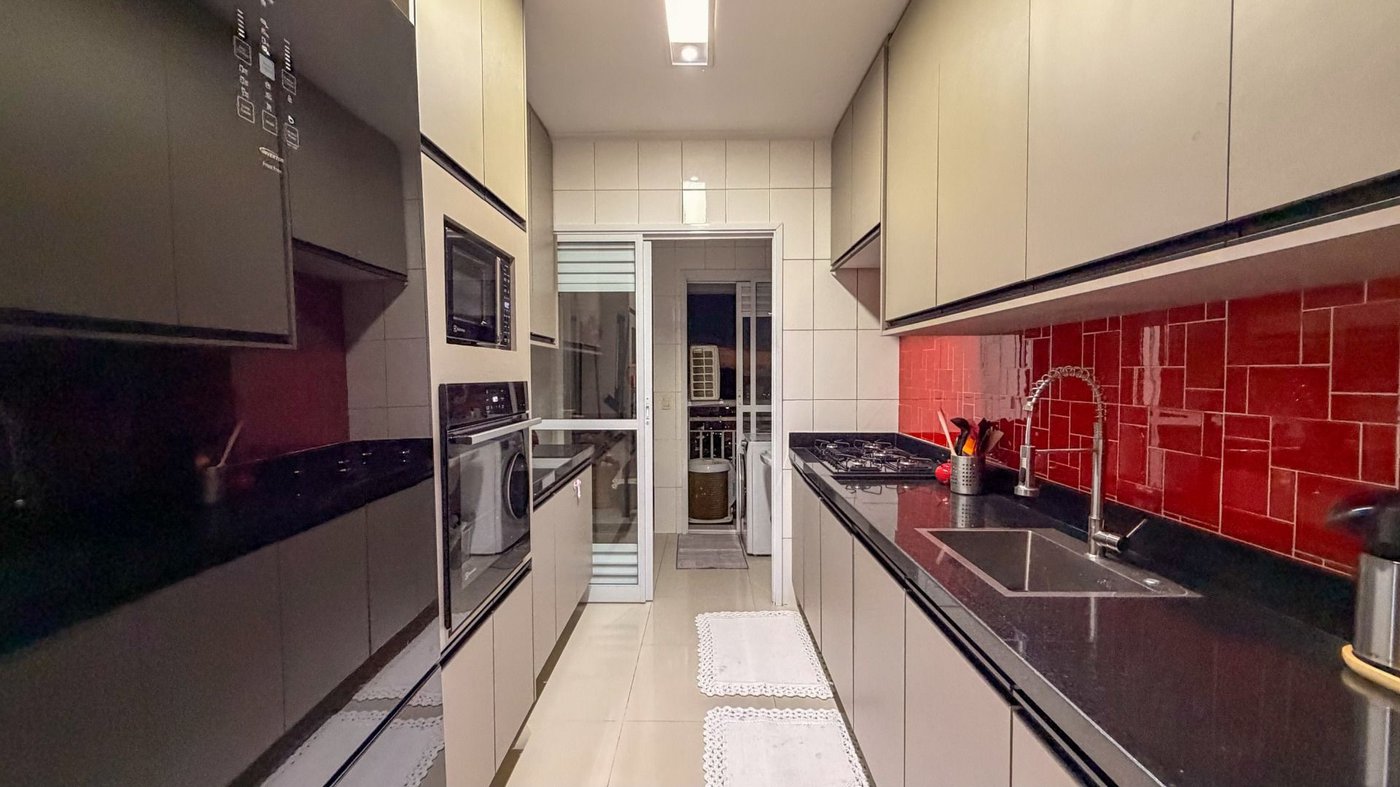 Cobertura Duplex com Vista para o Mar | 3 Suítes, SPA Privativo, Porteira Fechada e Lazer Completo