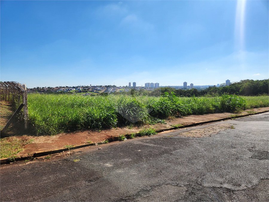 Terreno à venda em Jardim Quitandinha II, Araraquara, SP