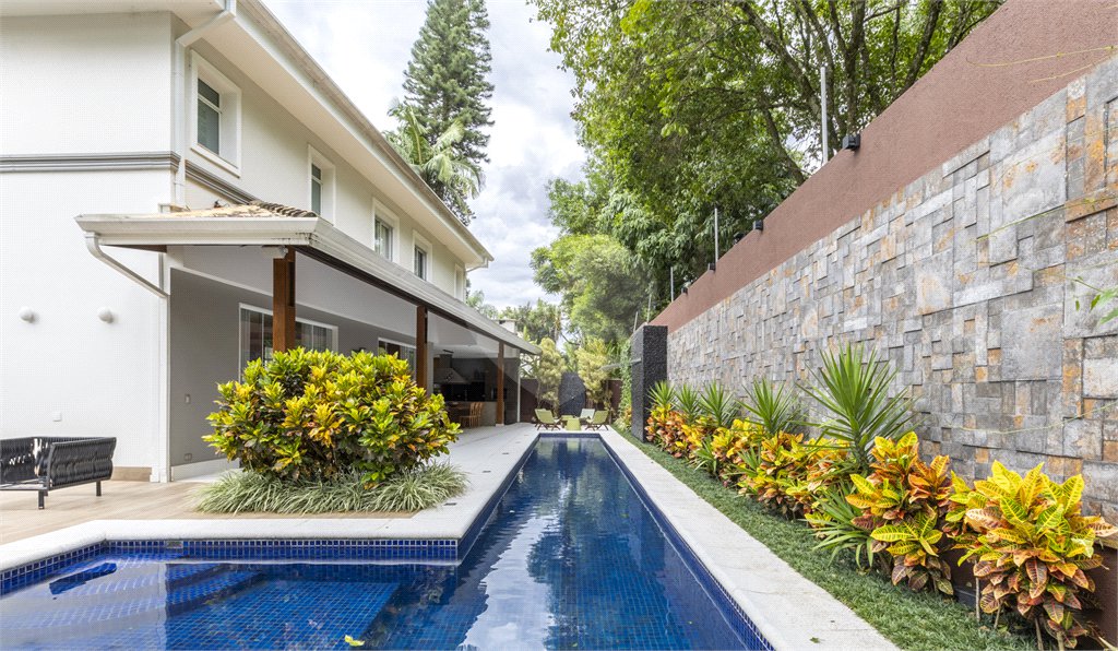 Casa à venda com 3 suítes no condomínio Villa Di San Marino, São Paulo - SP