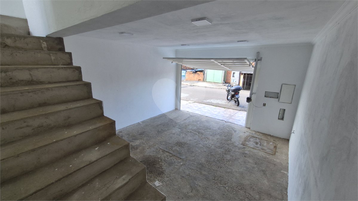 Casa à venda com 1 quarto, sendo 2 suítes, em Vila Nastri, Itapetininga, SP