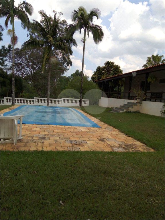 Chácara à venda com 5 quartos, sendo 1 suíte,  em Parque Rio Abaixo, Atibaia, SP