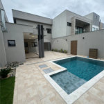 Casa à venda com 5 quartos, sendo 4 suítes, no condomínio Grand Park, Rio de Janeiro - RJ
