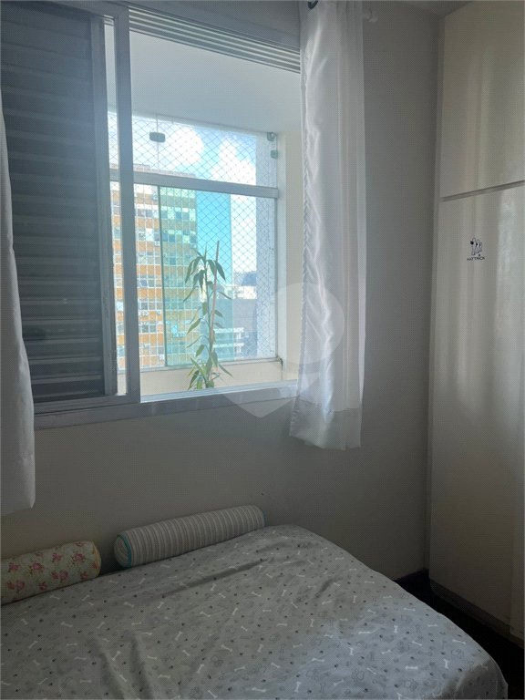 Cobertura à venda ou para alugar com 5 quartos, sendo 2 suítes, em Santa Cecília, São Paulo, SP