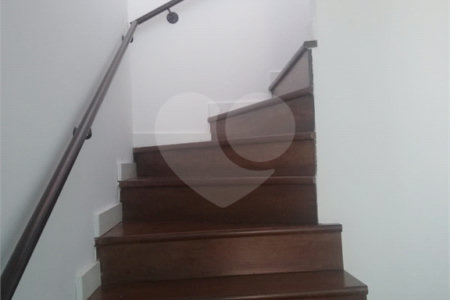 Sobrado à venda com 3 quartos, sendo 1 suíte, em Vila Gustavo, São Paulo, SP