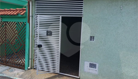 Casa à venda com 4 quartos em Vila Nivi, São Paulo, SP