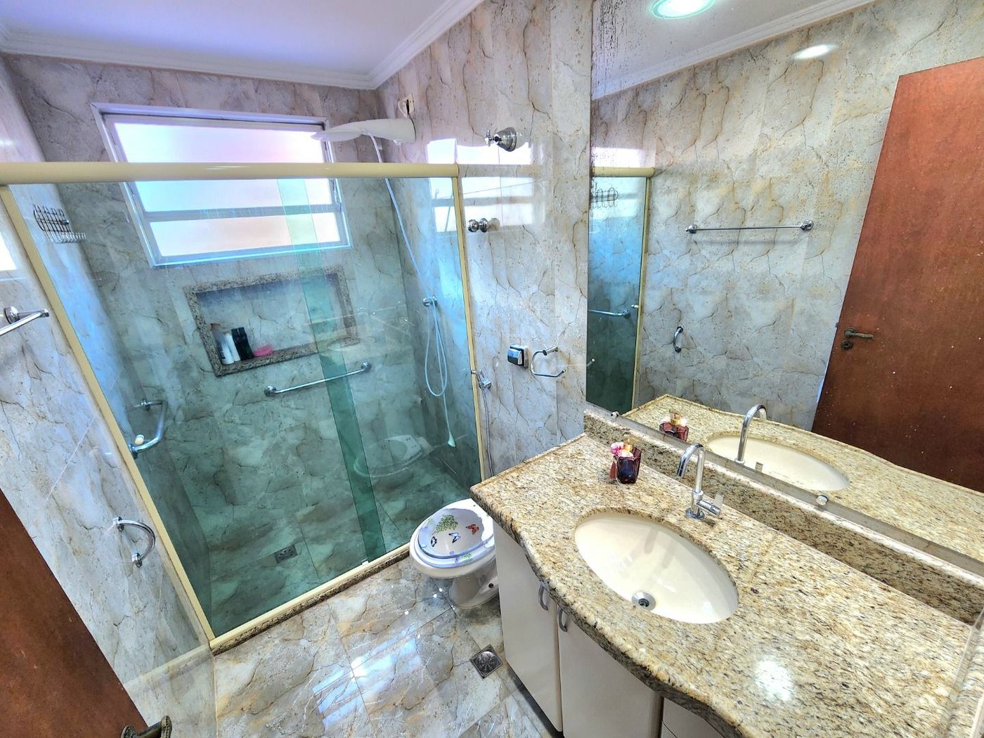 Apartamento com 4 dormitórios à venda, 184 m² por R$ 949.000,00 - Gonzaga - Santos/SP