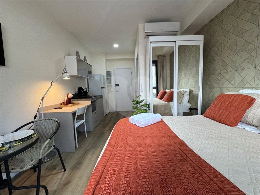 Apartamento à venda com 1 quarto em Vila Cordeiro, São Paulo, SP
