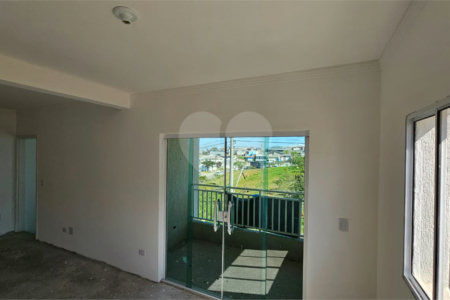 Casa à venda com 2 quartos, sendo 1 suíte,  em Residencial e Comercial Guarulhos, Guarulhos, SP