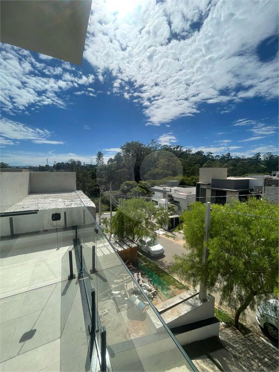 Sobrado à venda com 3 suítes em Cézar de Souza, Mogi das Cruzes, SP