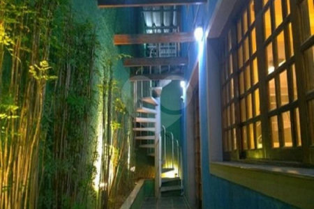 Sobrado à venda com 3 quartos, sendo 1 suíte, em Parada Inglesa, São Paulo, SP