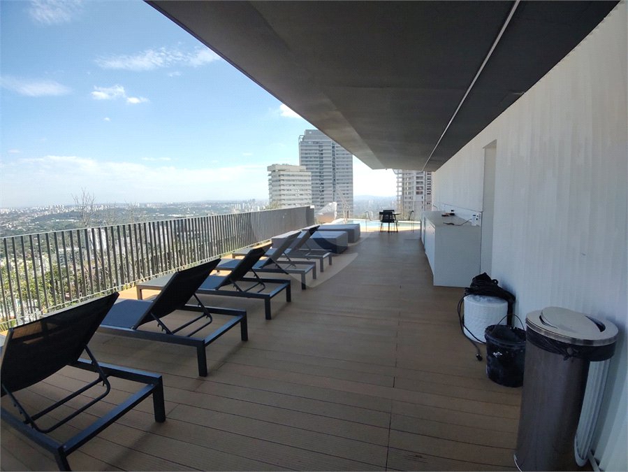 Apartamento à venda ou para alugar com 1 suíte em Jardim das Bandeiras, São Paulo, SP