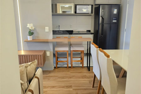 Apartamento Novo, 2 Dormitórios sendo 1 suíte, Completamente Mobiliado! PRONTO PARA MORAR!