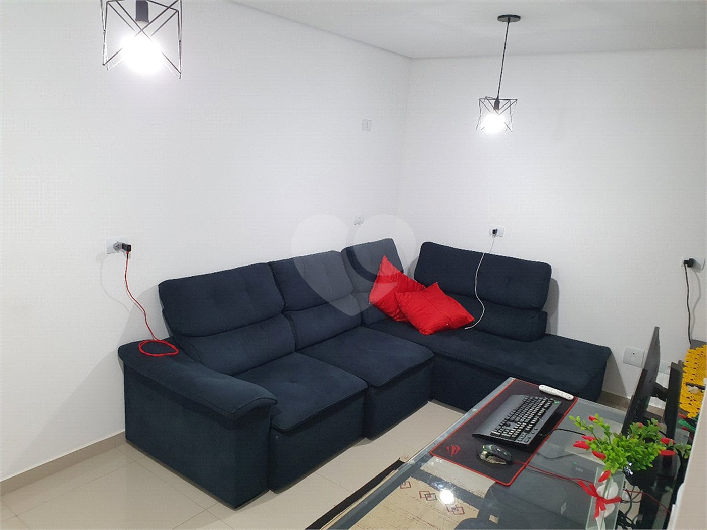 Casa à venda com 2 suítes no condomínio Residencial Bonanza I, Bom Jesus dos Perdões - SP