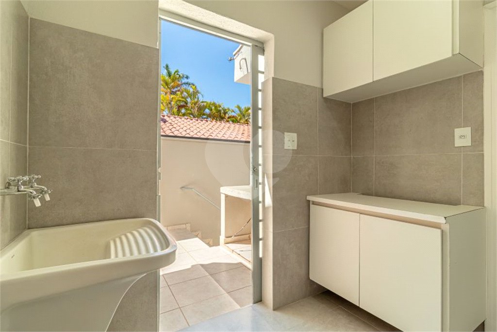Casa à venda ou para alugar com 3 quartos, sendo 1 suíte, no condomínio Portal de Itu I, Itu - SP