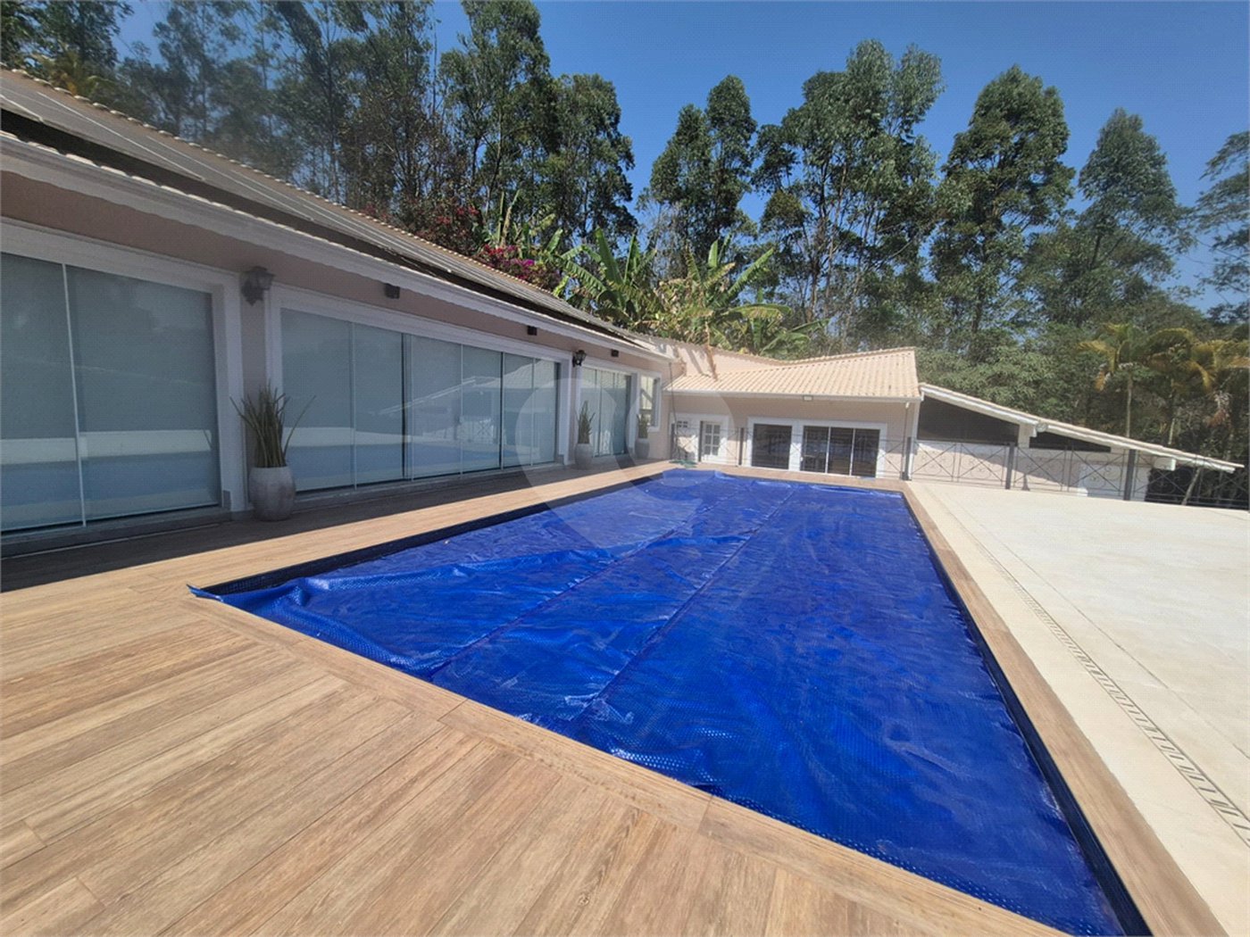 Casa à venda com 5 suítes no condomínio Associação Reserva das Hortênsias, Mairiporã - SP