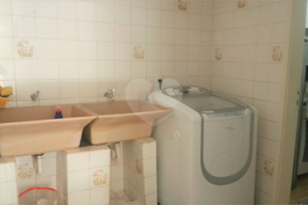 Sobrado à venda com 3 quartos, sendo 1 suíte, em Campo Grande, São Paulo, SP